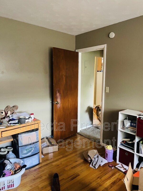 Building Photo - 1113 Alford St