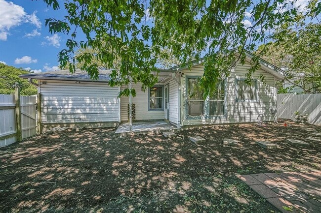 Building Photo - 4811 Spring Meadow Cove