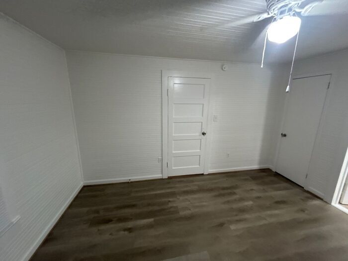 Building Photo - 53 Highland Ave SW