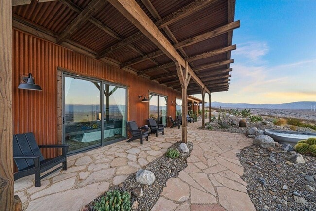 Building Photo - 60620 Kimlin Ave