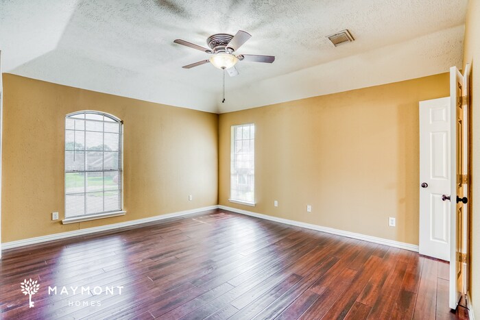 Building Photo - 326 Dunford Ct