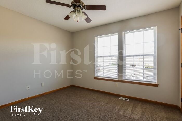 Building Photo - 5401 Crysler Ave