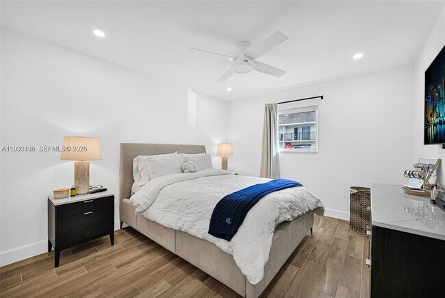 Building Photo - 8609 SW 68th Ct