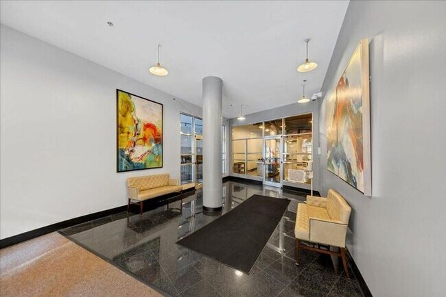 Building Photo - Modern Loft Living in the Heart of Downtow...