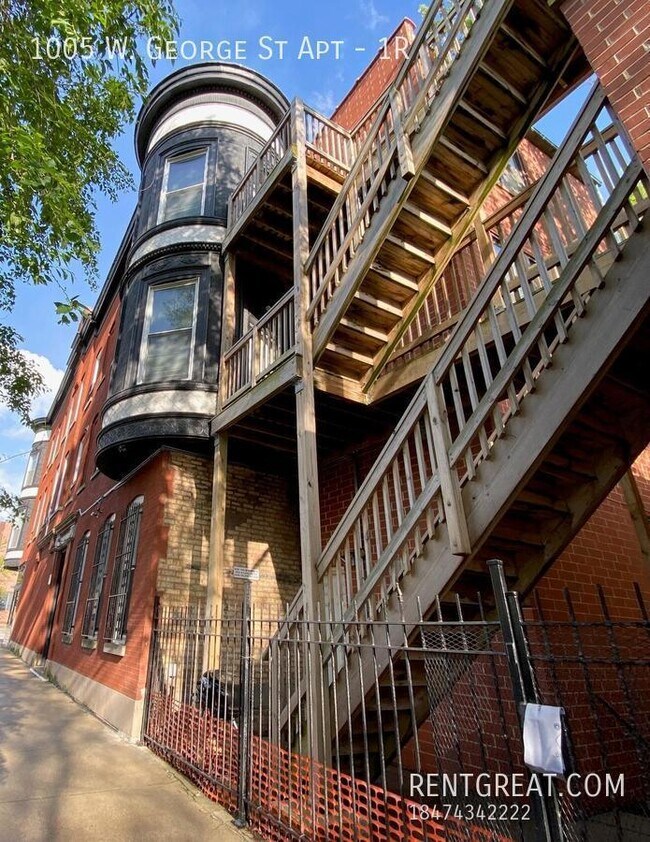Building Photo - 1005 W George St