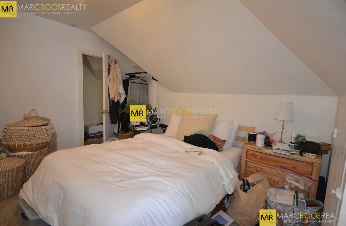 Building Photo - 124 Academy Hill Rd