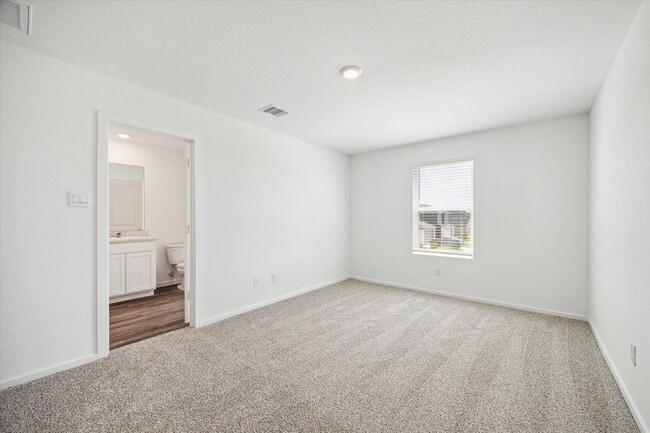 Building Photo - 15150 Willow Hts Ln