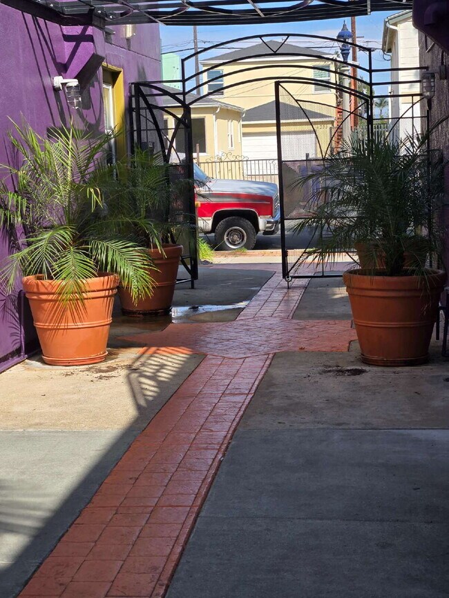 Building Photo - ***   OPEN HOUSE TODAY   *** Join us this (SATURDAY & SUNDAY) JUNE 27 & 28 from 12:00 PM – 5:00 P...