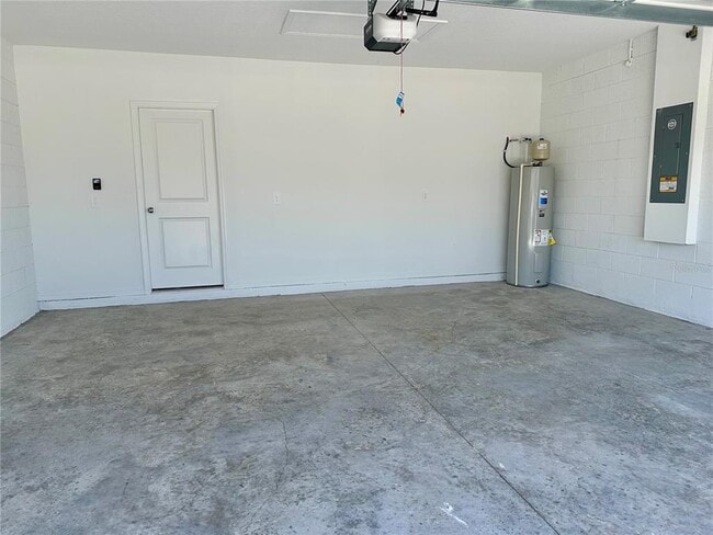 Building Photo - 534 Wayland Dr