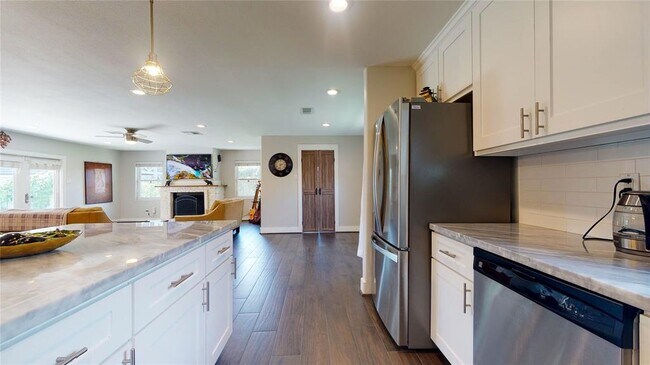Building Photo - 3011 Larknolls Ln
