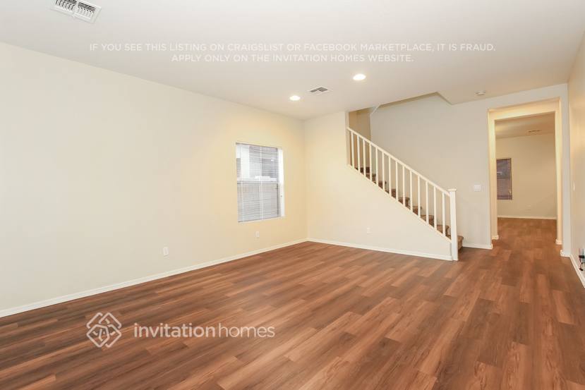 Building Photo - 17661 W Lundberg St