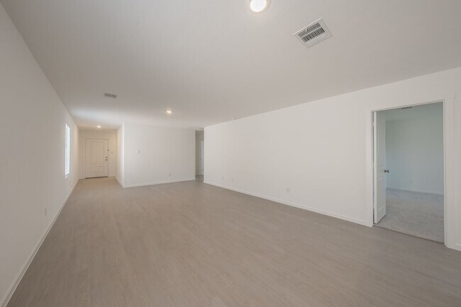 Building Photo - Brand new 3 bedroom 2 bath home Lennar home