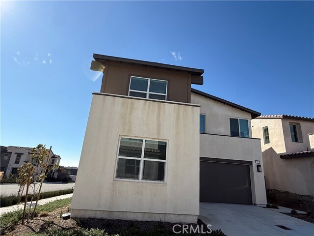 Building Photo - 15820 Caterpillar Dr