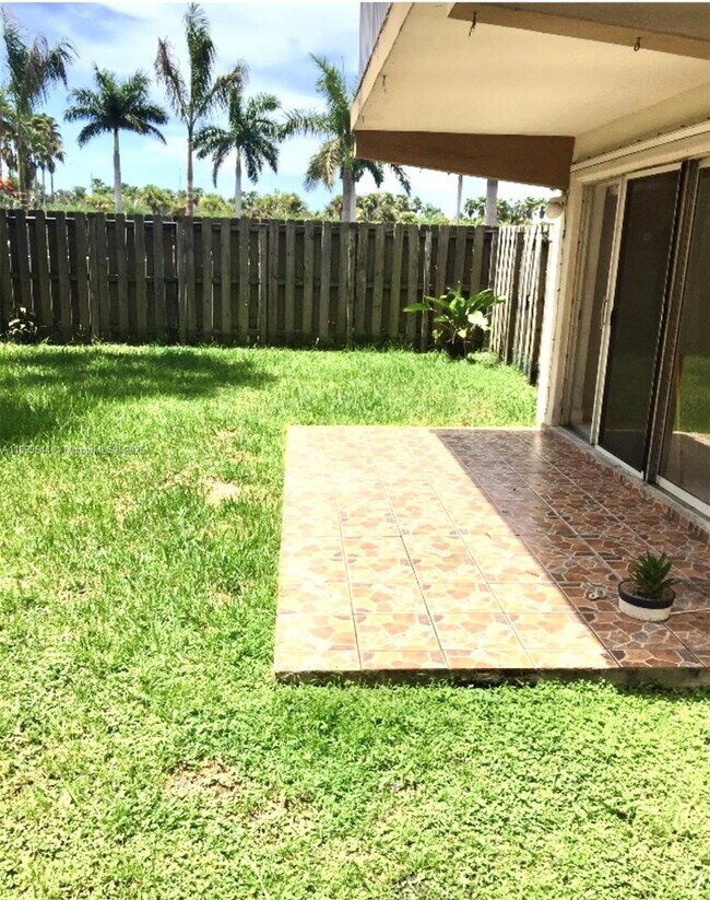 Building Photo - 7701 SW 88th St