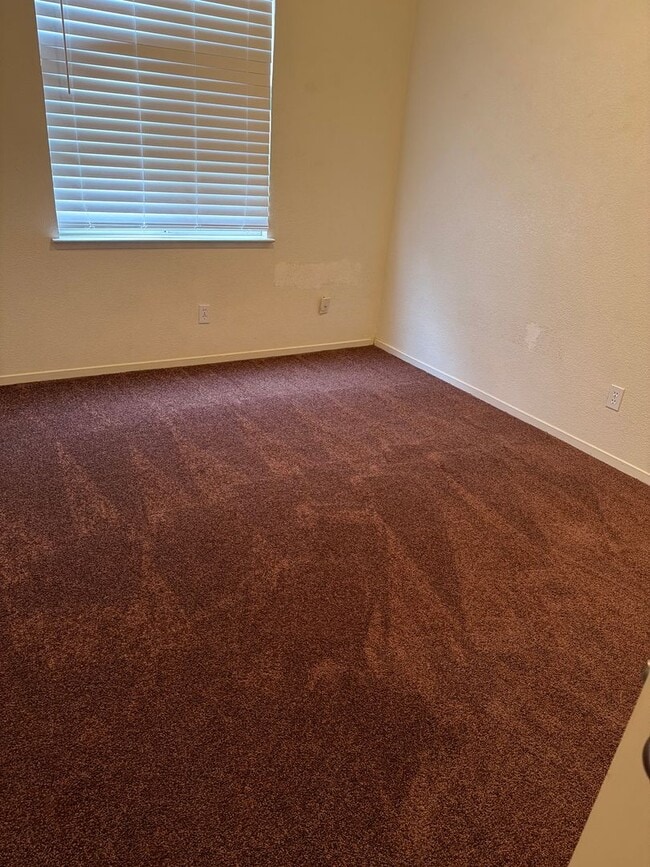 Building Photo - 473 Cabernet St