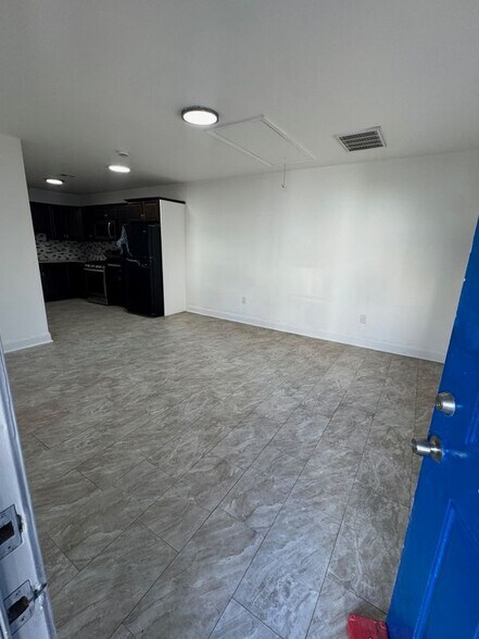 Building Photo - 130 Franklin St