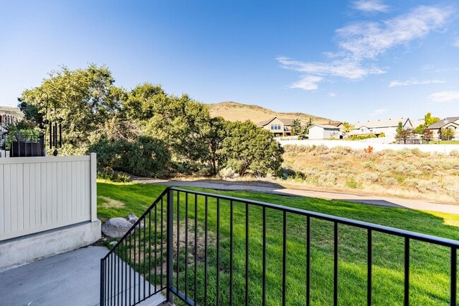 Building Photo - Your Ideal Herriman Home: Comfort, Style &...