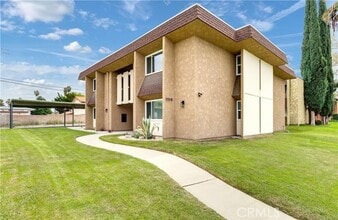 Building Photo - 11119 Poplar St