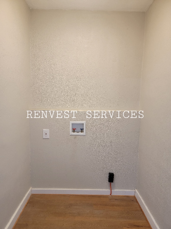 Building Photo - 2112 Ravenwood Ave