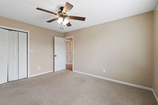 Building Photo - 1116 Shagbark Ln