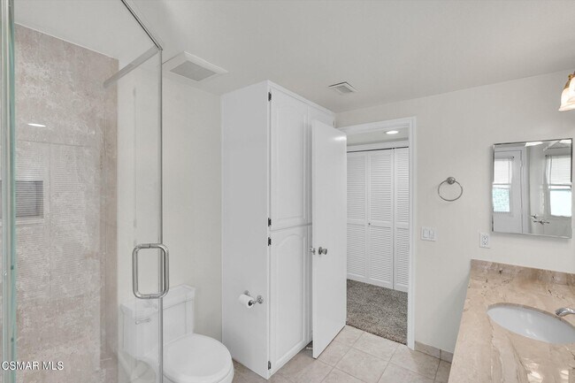 Building Photo - 2094 Bridgegate Ct