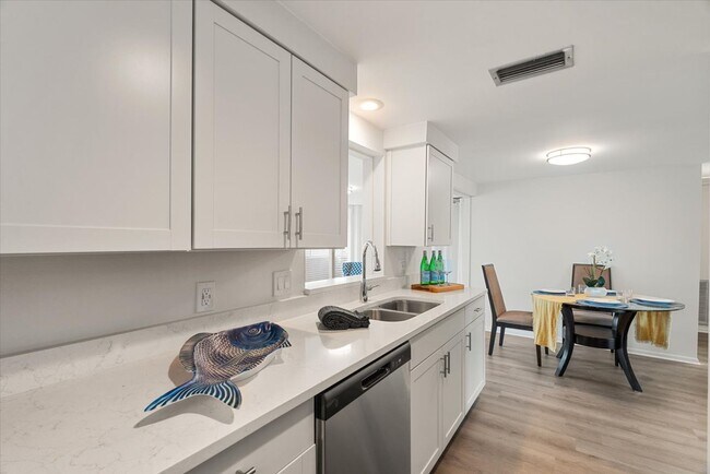 Building Photo - 477 Circlewood Dr