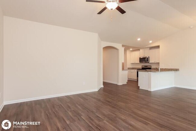Building Photo - 118 Pillow Ln, Burlington, NC 27217