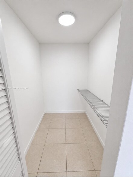 Building Photo - 13499 Biscayne Blvd