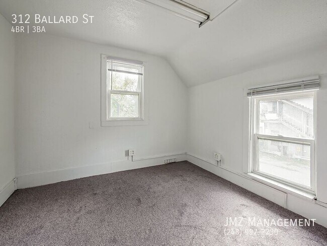 Building Photo - 312 Ballard St