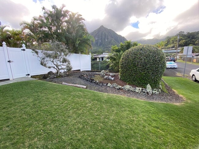 Building Photo - 3 Bedroom, 1.5 Baths