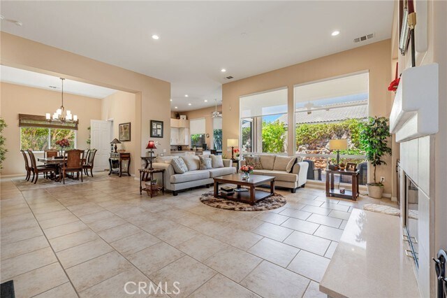 Building Photo - 78652 Alliance Way