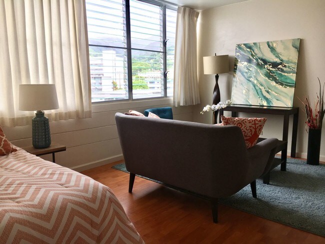 Building Photo - **VIEW FULL AD FOR DETAILS** $995 1ST MONTH RENT SPECIAL | REMODELED! CENTRALIZED LOCATION! GREAT...
