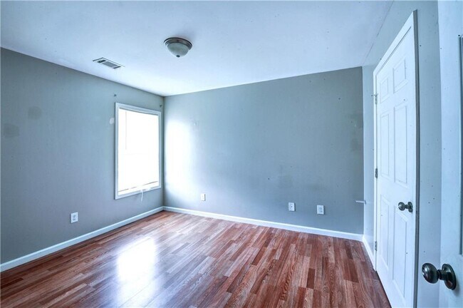 Building Photo - 1454 Persimmon Trce