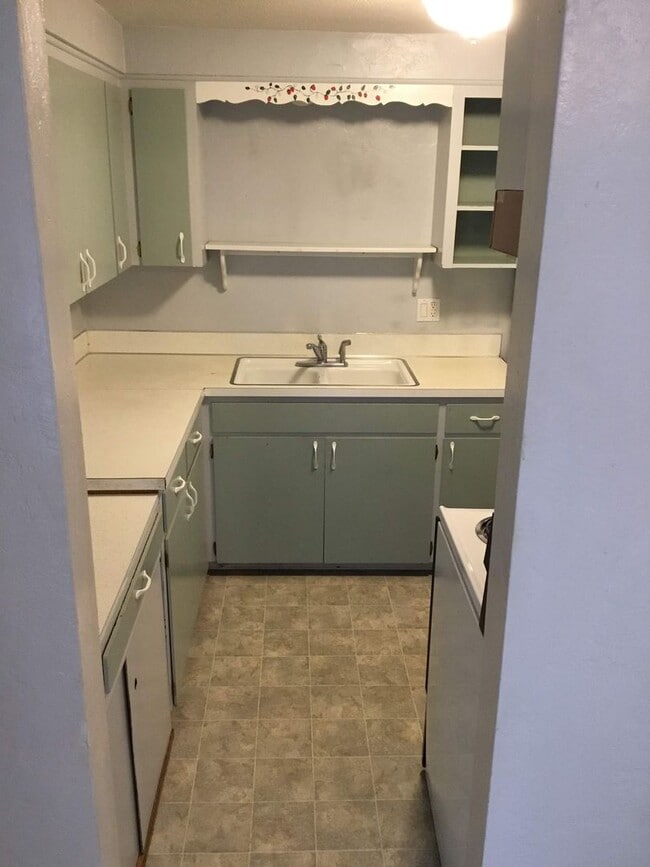 Building Photo - 2 Bedroom Duplex in Santa Clara Area