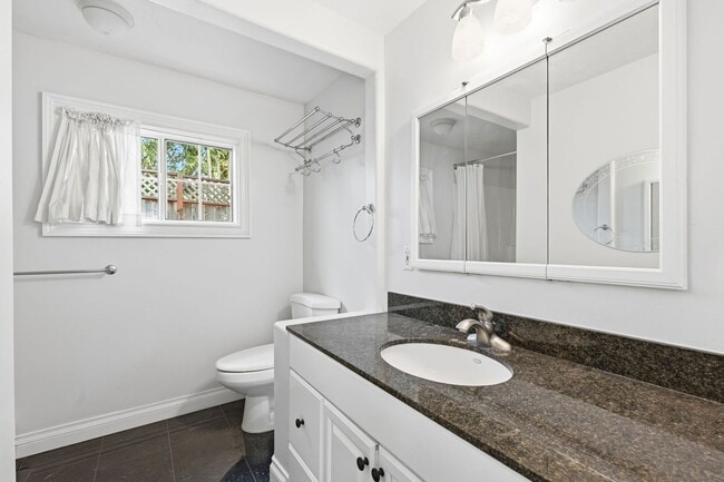 Building Photo - MISSION BAY 4-BED/3-BATH - 3 MIN WALK TO BAY