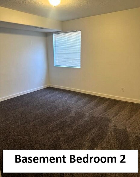 Building Photo - 1756 E West Pinion Cir