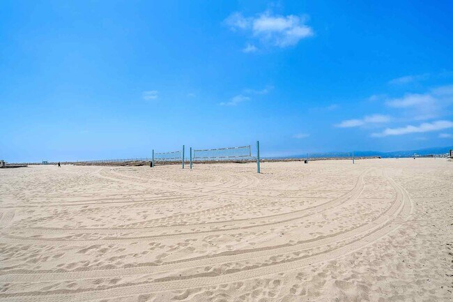 Building Photo - 29 Yawl St