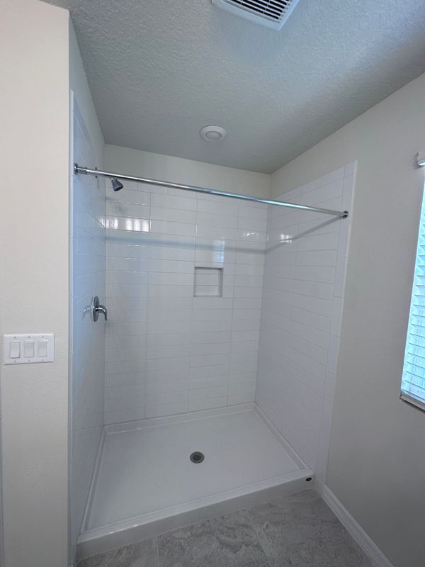 Building Photo - 2597 Bright Jewel St
