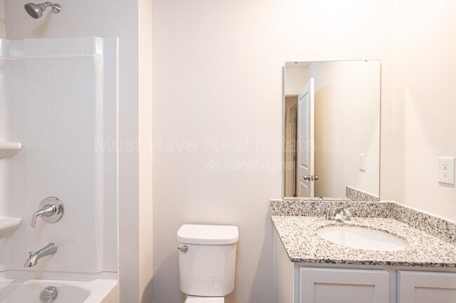 Building Photo - 1926 Tranquility Cir