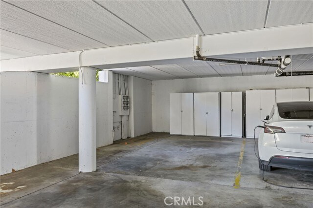 Building Photo - 2354 Via Mariposa W