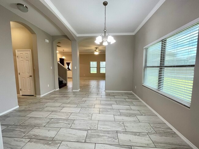 Building Photo - 303 Rockpile Creek Ln