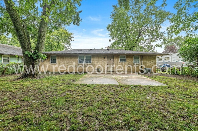 Building Photo - 9949 Ellis Dr