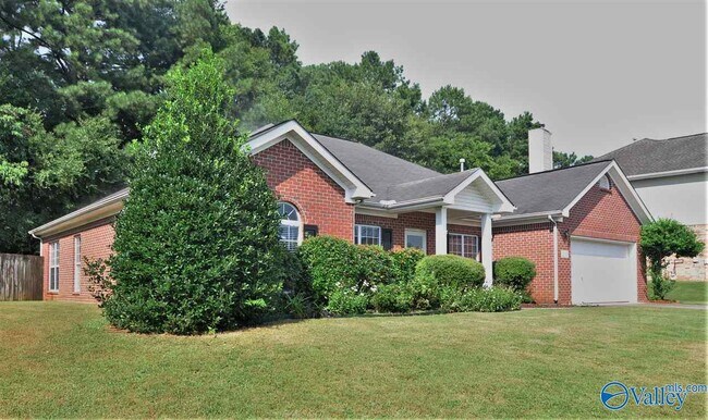 Building Photo - 206 Horseshoe Bend N