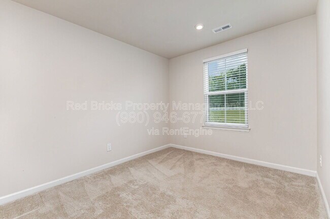 Building Photo - 1939 Stallings Rd