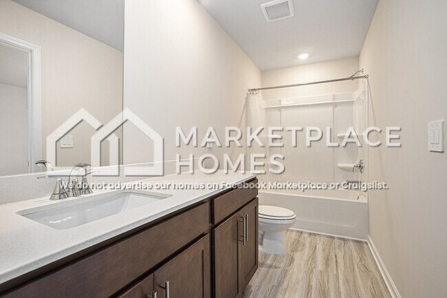 Building Photo - 2105 Avalon Rdg