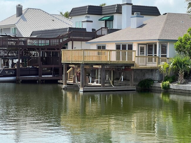 Building Photo - WATERFRONT HOME  - SOUTHEAST FACING W/ NEW DECK & BOATLIFT