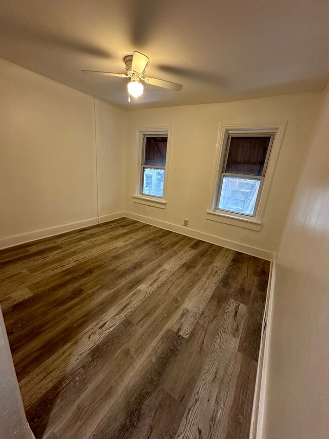 Building Photo - Cozy Remodeled Reading 3 BR/1 Bath For Ren...