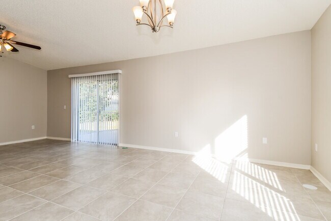 Building Photo - 11157 Wyndham Hollow Ln