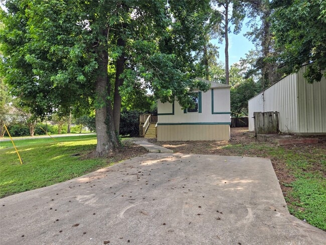Primary Photo - 16815 W Alderson