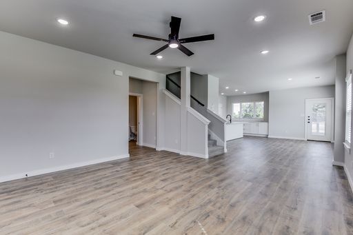 Building Photo - EDGEWOOD ESTATES NOW PRE-LEASING! LUXURIOU...